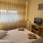 Ap 3 Decomandate In Apropiere De Plaja Perla, Constanta *